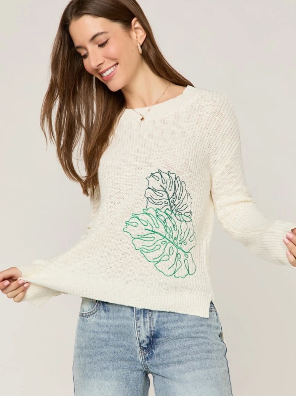 Francesca’s Mary Embroidered Palm Pullover Sweater XS Cream Knit Top
